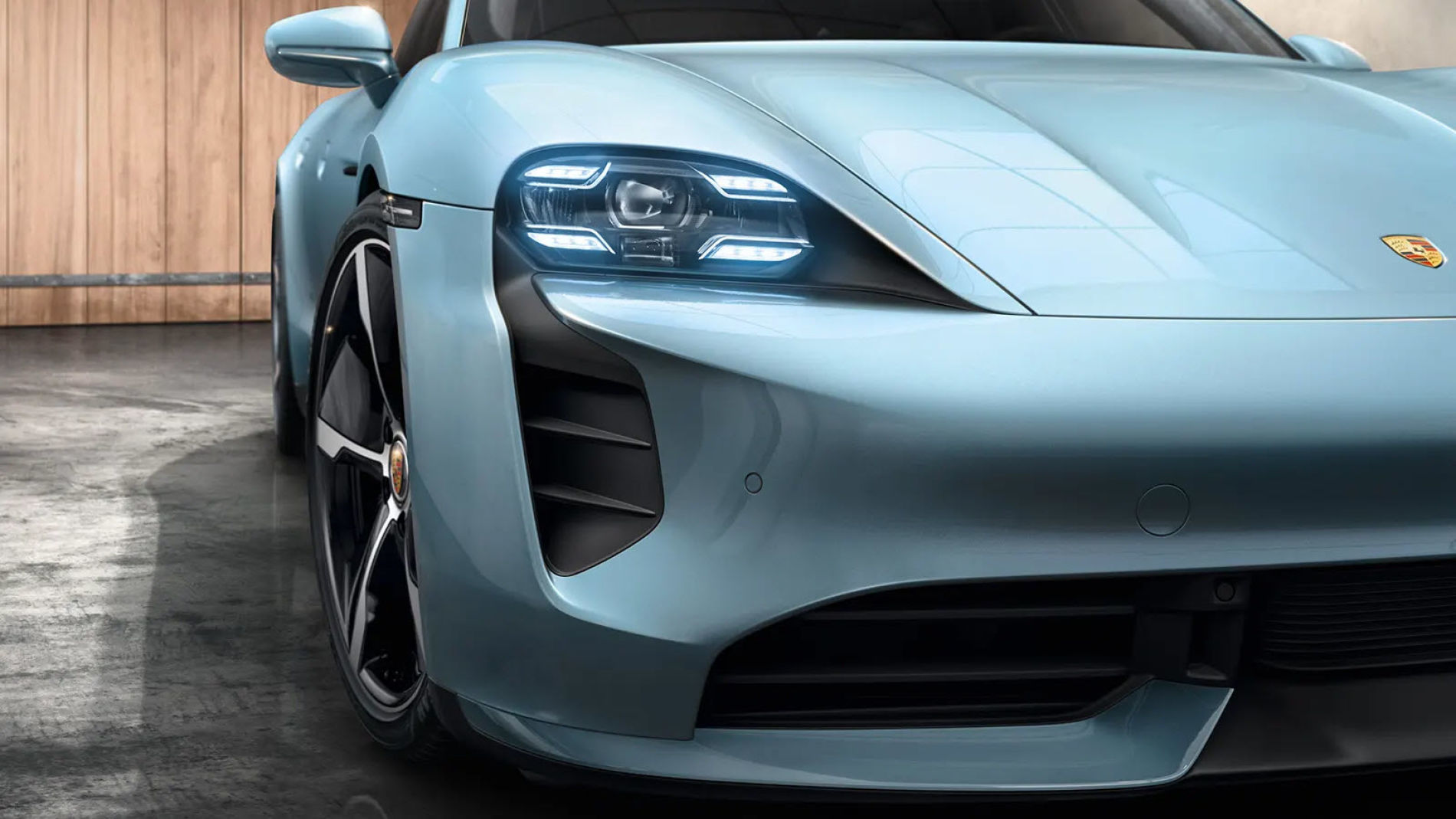 Фари та задні ліхтарі