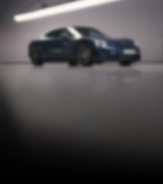 Знайомство з повністю електричним Porsche:  Запитайте в Porsche про Taycan.