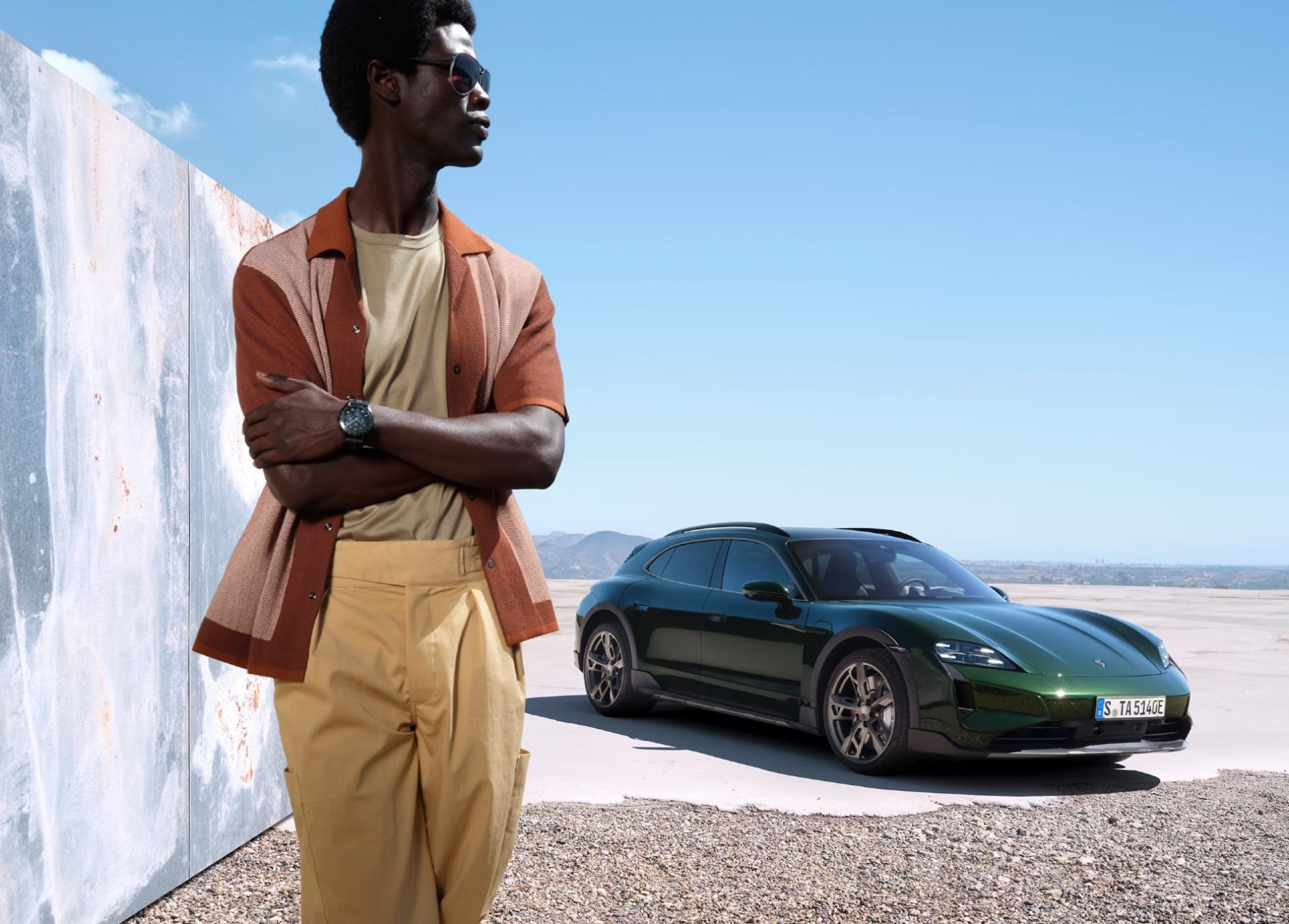 Розмаїття емоцій Taycan Cross Turismo.