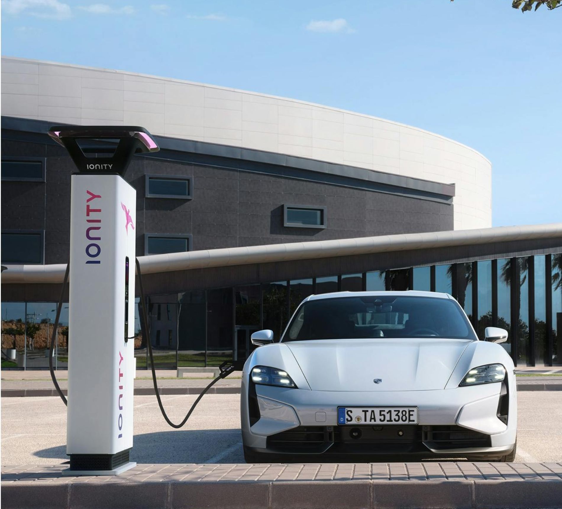 Porsche E-Performance