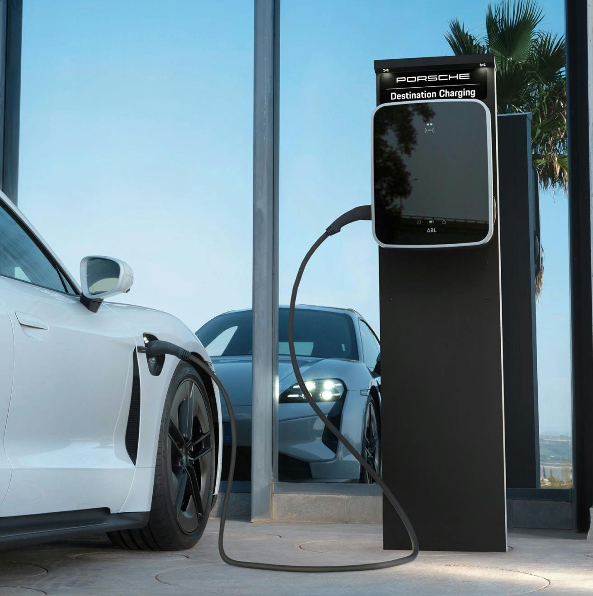 Заряджання Porsche