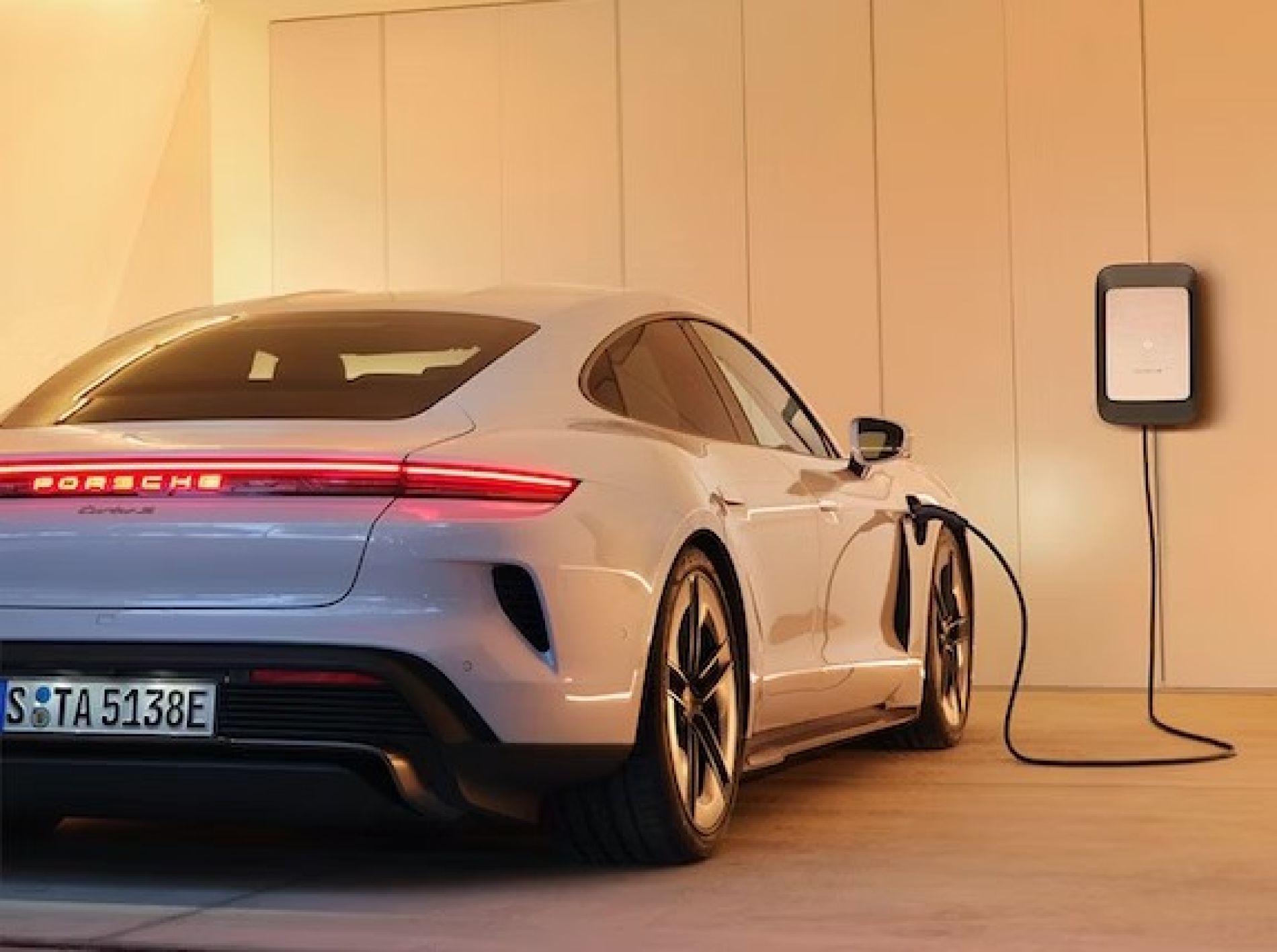 Зарядка Porsche