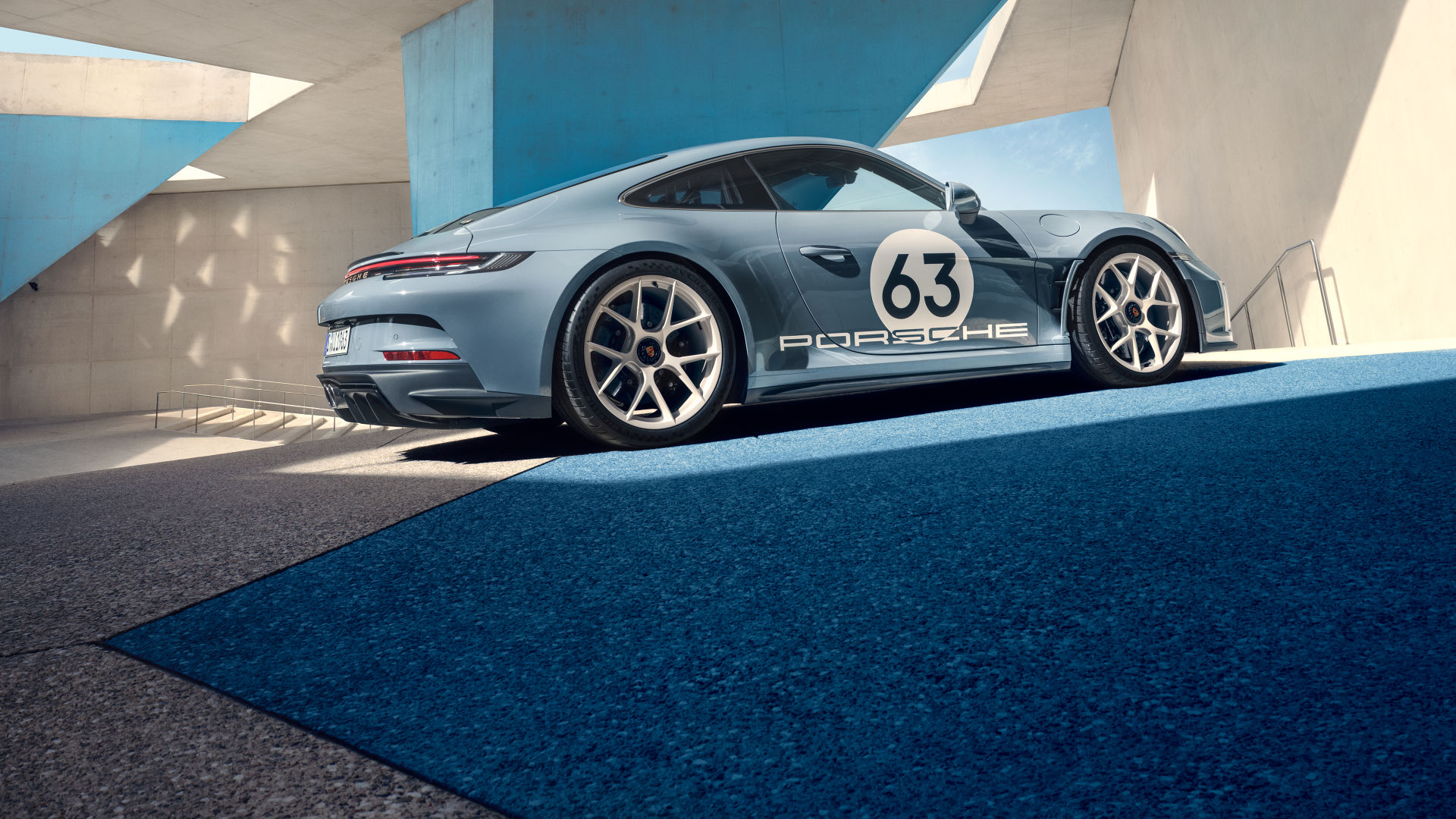 Екстер'єр у деталях.