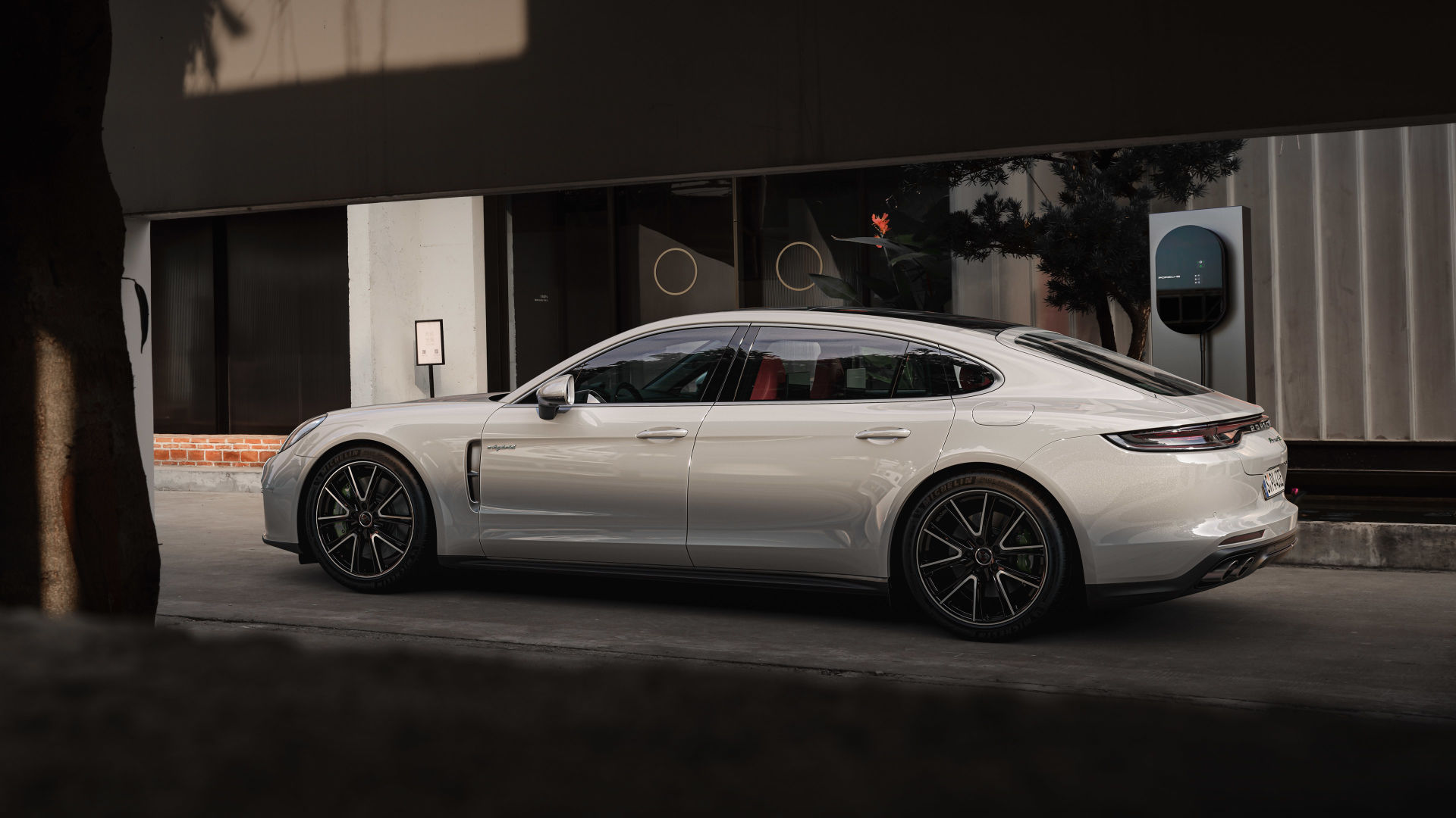 Заряджання в пункті призначення.