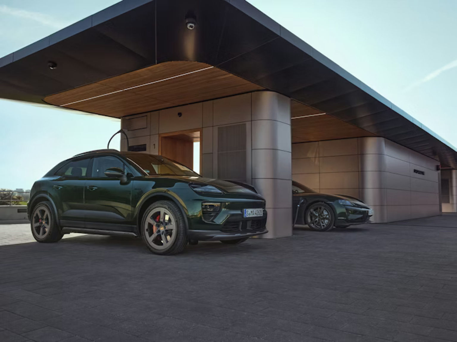 Ексклюзивно для водіїв Porsche.