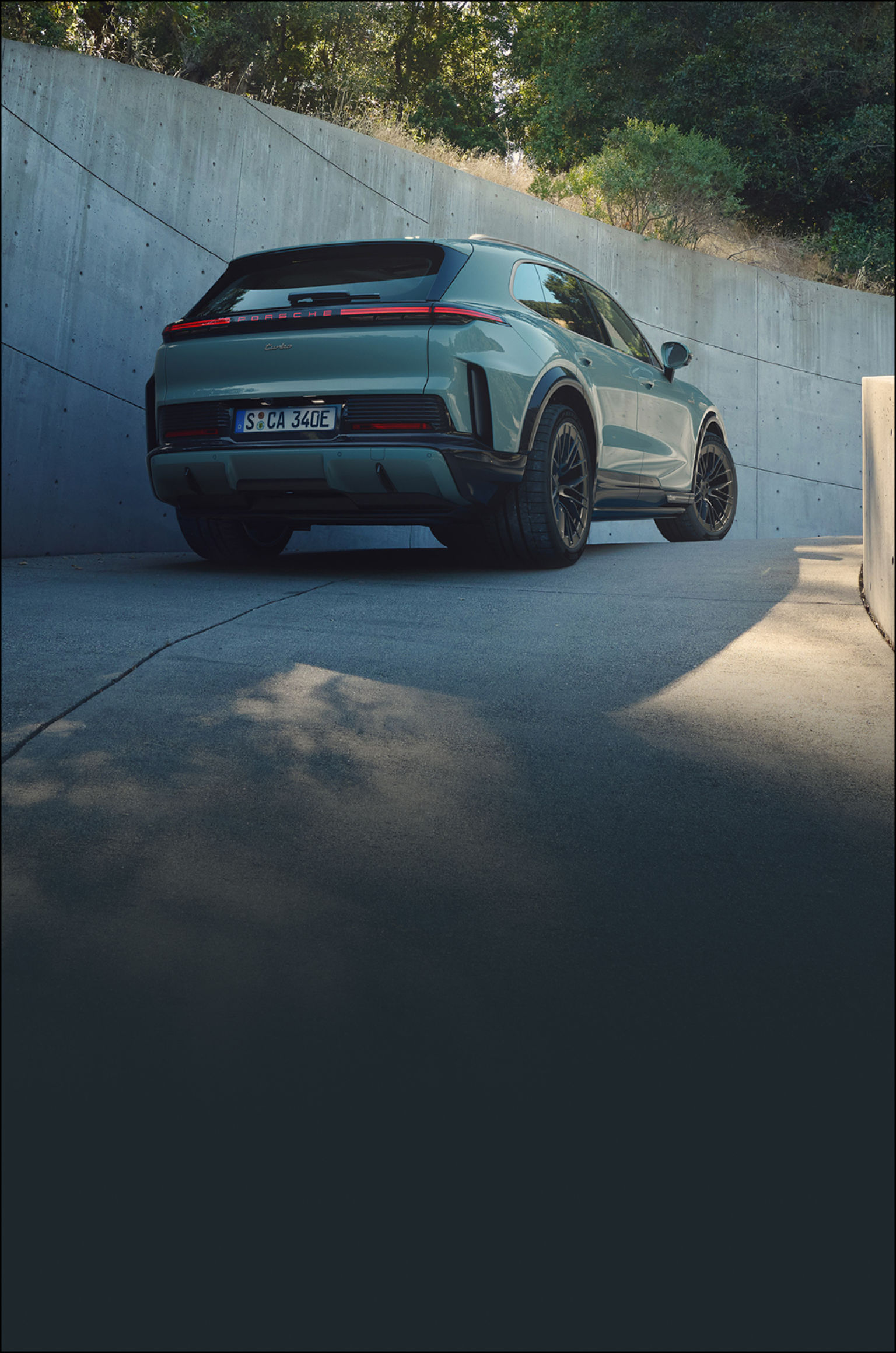 Керування задньою віссю.