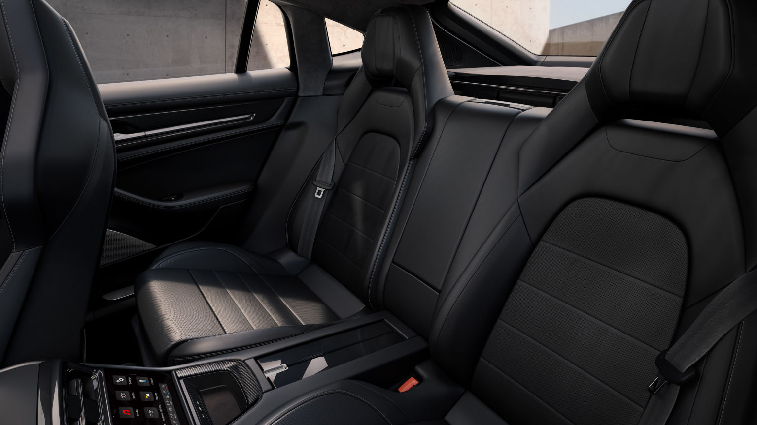 Комфорт у задній частині салону.